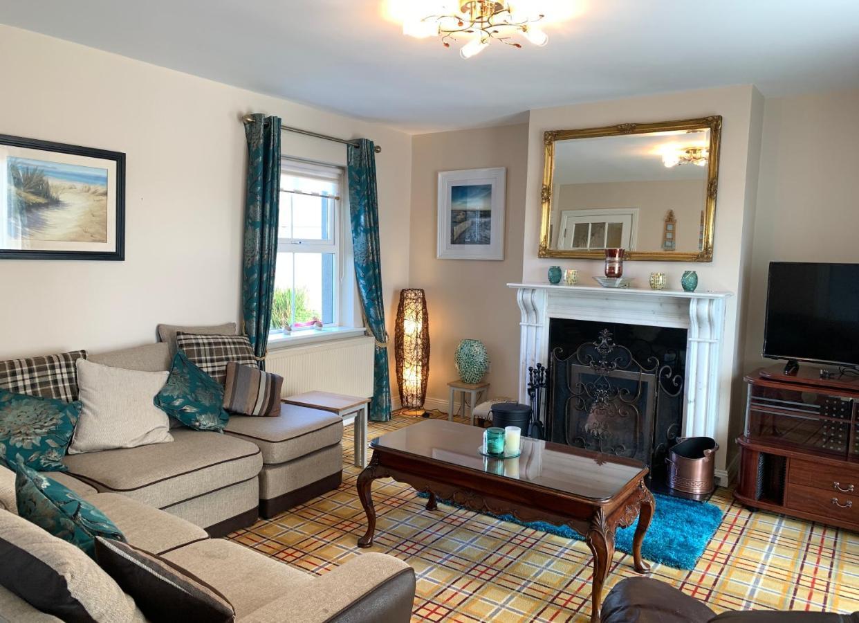 Seascape On The Edge Of Town: 4 Beds All Ensuite. Belmullet Exterior photo