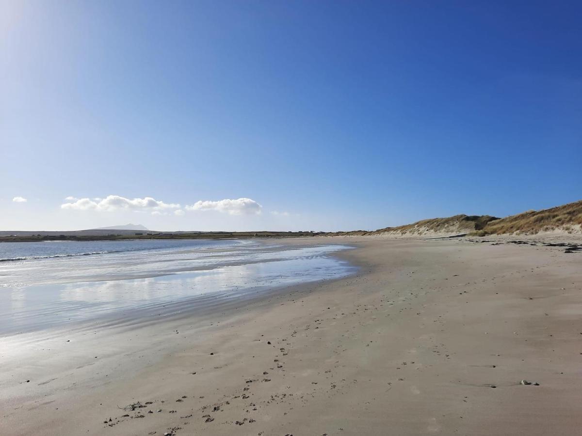 Seascape On The Edge Of Town: 4 Beds All Ensuite. Belmullet Exterior photo